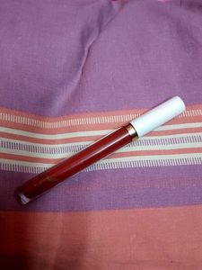 Lipstick -  reddish-brown(deep red) / maroon Shade