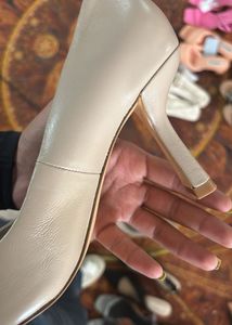 MANGO Solid Nude Pumps