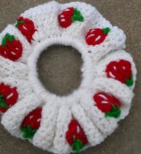 Strawberry 🍓 Crochet Scrunchie