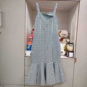 Checkered Cut Sleeves Midi Winter Dress