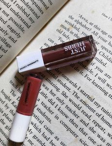 Lipgloss And Lipstick Combo