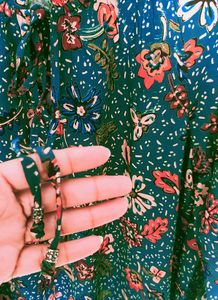 (New) Teal Green/Teal Blue Top