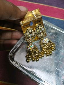 Golden Jhumka