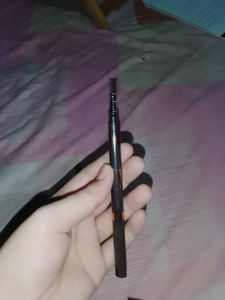 Smudge Free Eyebrow Pencil