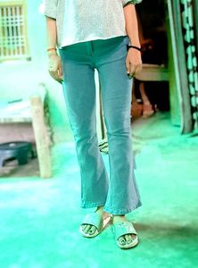 Stylish bootcut Leg Denim Jeans