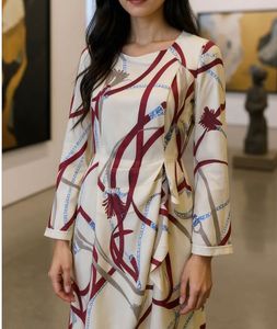 Elegant Printed Shift Dress
