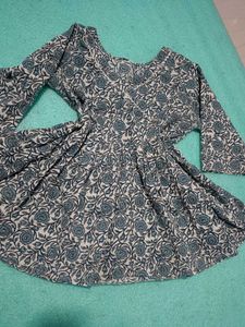 Floral Print Short Kurti