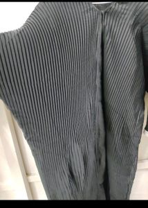 Used Pleats Abaya