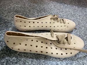Causal Shoe