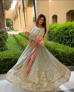 New Standard Beautiful Pakistani Dress Inpoted Pak