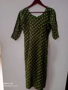 Beautiful Bandhini Suit