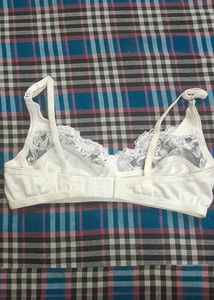 Like New 2 Bra Pis