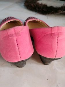 Embellished velvet bellies