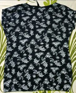 Max Women Wear T-shirt