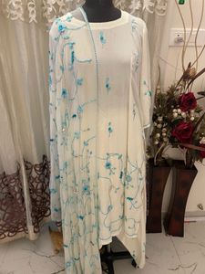 Elegant Y2K Embroidered Kurta Set