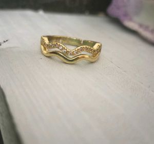 Studded Wavy Ring
