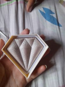 New Girl Eyeshadow &amp; Highliter