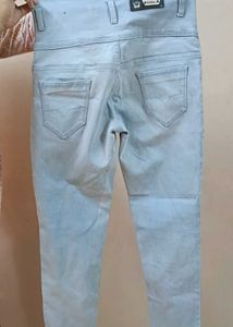 Light Wash High Waisted Denim Jeans