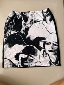 Printed Pencil Skirt