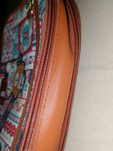 Everyday Sling Bag – Barely Used, Like New!