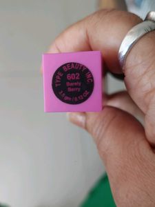 Type  Lip oil stick.baraly berry
