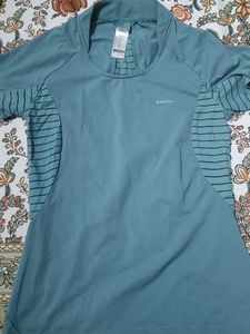 Decathlon 🫶🫶.......Gym Tshirt For Women.....