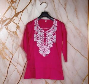 short kurti with thread detailing🤌🏻