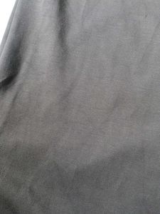 UNIQLO skirt straight-cut silhouette