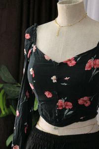 H&amp;M Floral Print Crop Top