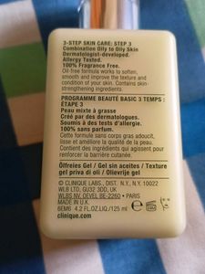 Clinique Dramatically Different Moisturizing Gel