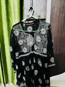 Black Embroidered Kurta