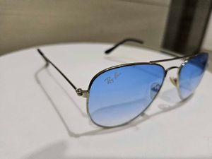 Ray-Ban Aviator Sunglasses