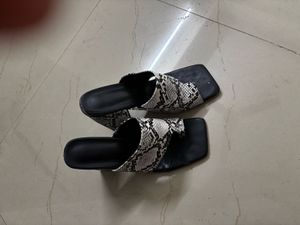 Lulu&amp;Sky Animal Print