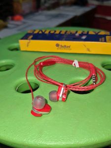 Earphone