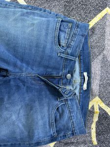 Levis Jeans