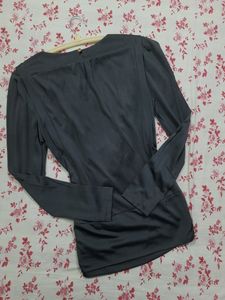 Women&#39;s Top Wear
