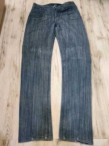 Vintage embroidered denim washed jeans