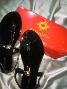 VISHUDH Black Flats