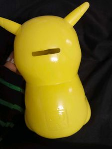 Pikachu piggy Bank 🏦