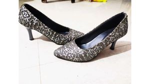 Beautiful Glitter High Heels