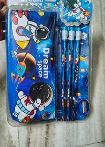 SALE 🎅🎄🆕Space Dream Stationery Set