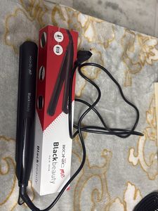 Iconic Me Black Beauty Hair Iron