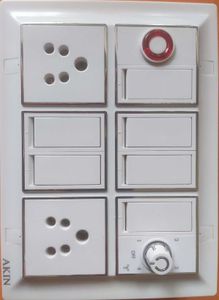 AKIN Electrical12 Modular Silverline Bord