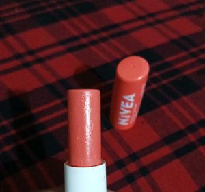 Nivea Peach Shine Lip Balm
