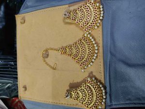 Earing And Mangtick