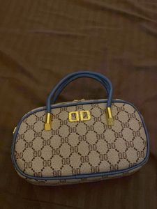 Chic Patterned Handbag