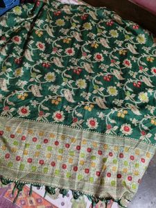 Emerald Green Floral Banarasi Silk Dupatta
