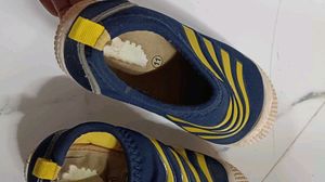 Shoe