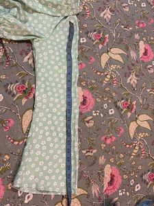 Floral Print front open tie-up shrug