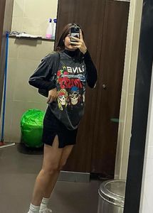 Black Mini Skirt Outfit
